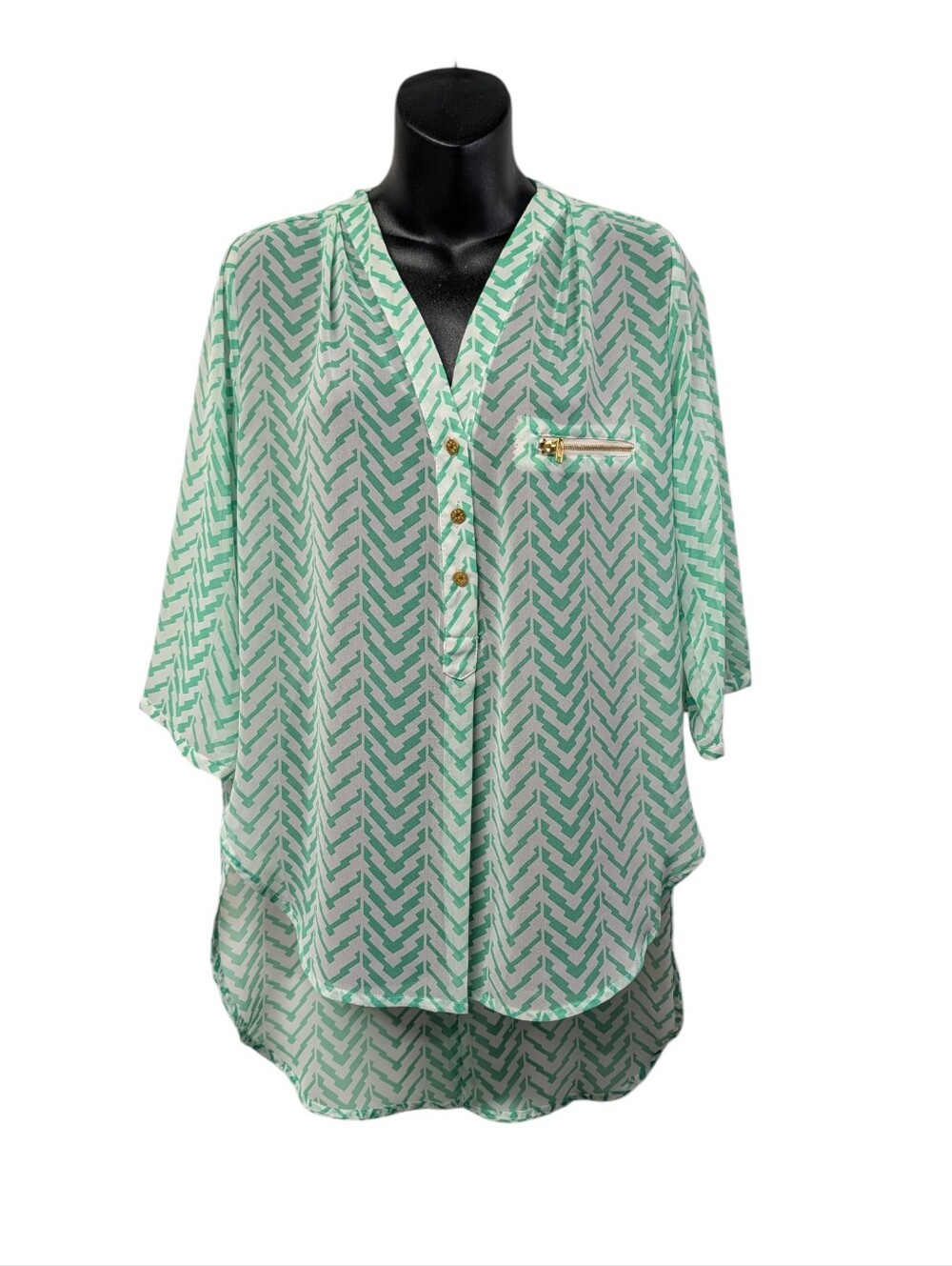 CALS Mint Green Chevron Geometric V-Neck Blouse High Low Hem Size M